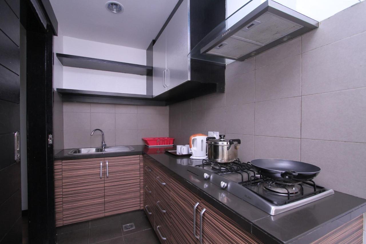 Likas Square Apartment Hotel Kota Kinabalu Exteriör bild